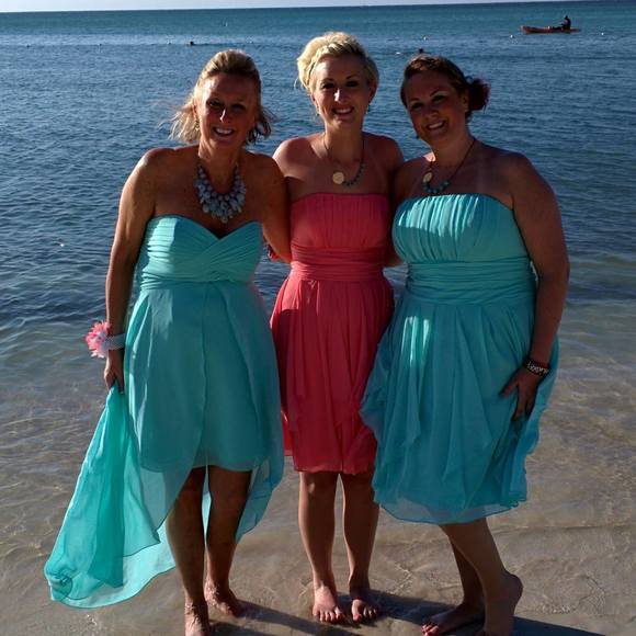 Meet your Posher, Gabrielle - Picture 1 of 1